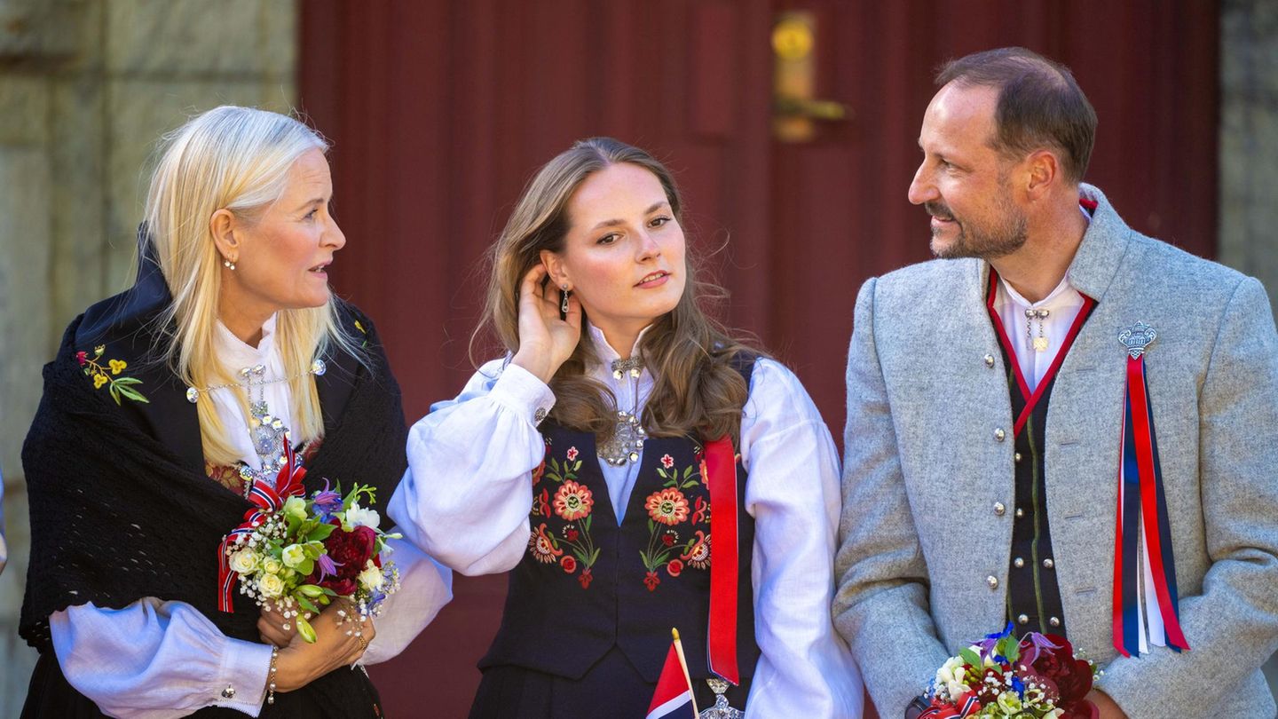 Prinz-Haakon-Prinz-Haakon-verr-t-erste-Details-ber-das-neue-Leben-seiner-Tochter