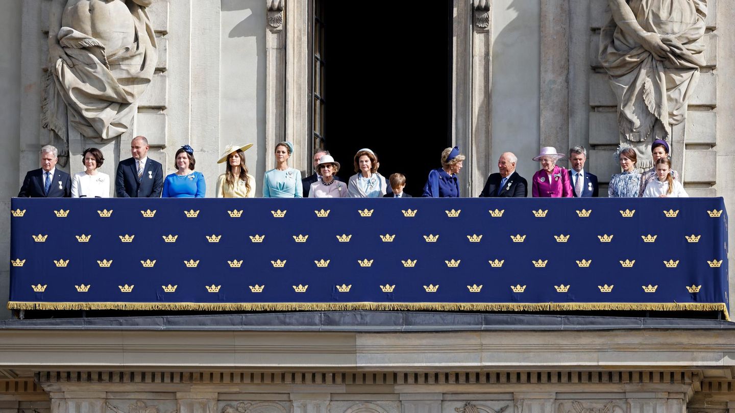 K-nigin-Margrethe-F-r-170-Euro-l-sst-sich-diese-Royal-HIER-ihr-Haar-frisieren