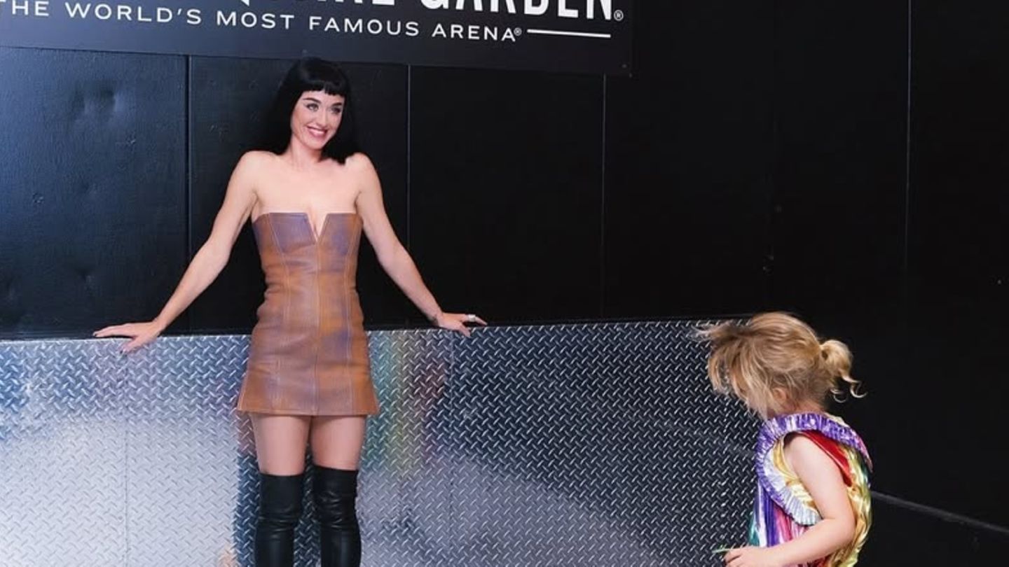 Modische-Minis-Katy-Perry-postet-seltenes-Foto-von-Daisy-und-das-f-llt-auf