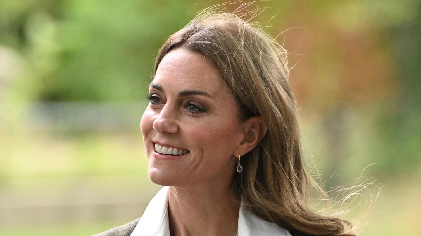 Catherine-Princess-of-Wales-H-tten-Sie-es-gewusst-Dieses-Kleidungsst-ck-hat-sie-noch-nie-getragen