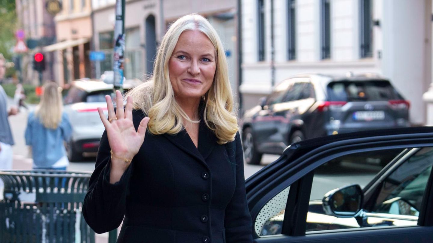 Fashion-Looks-Ist-das-Mette-Marits-sch-nster-Look-in-diesem-Jahr-