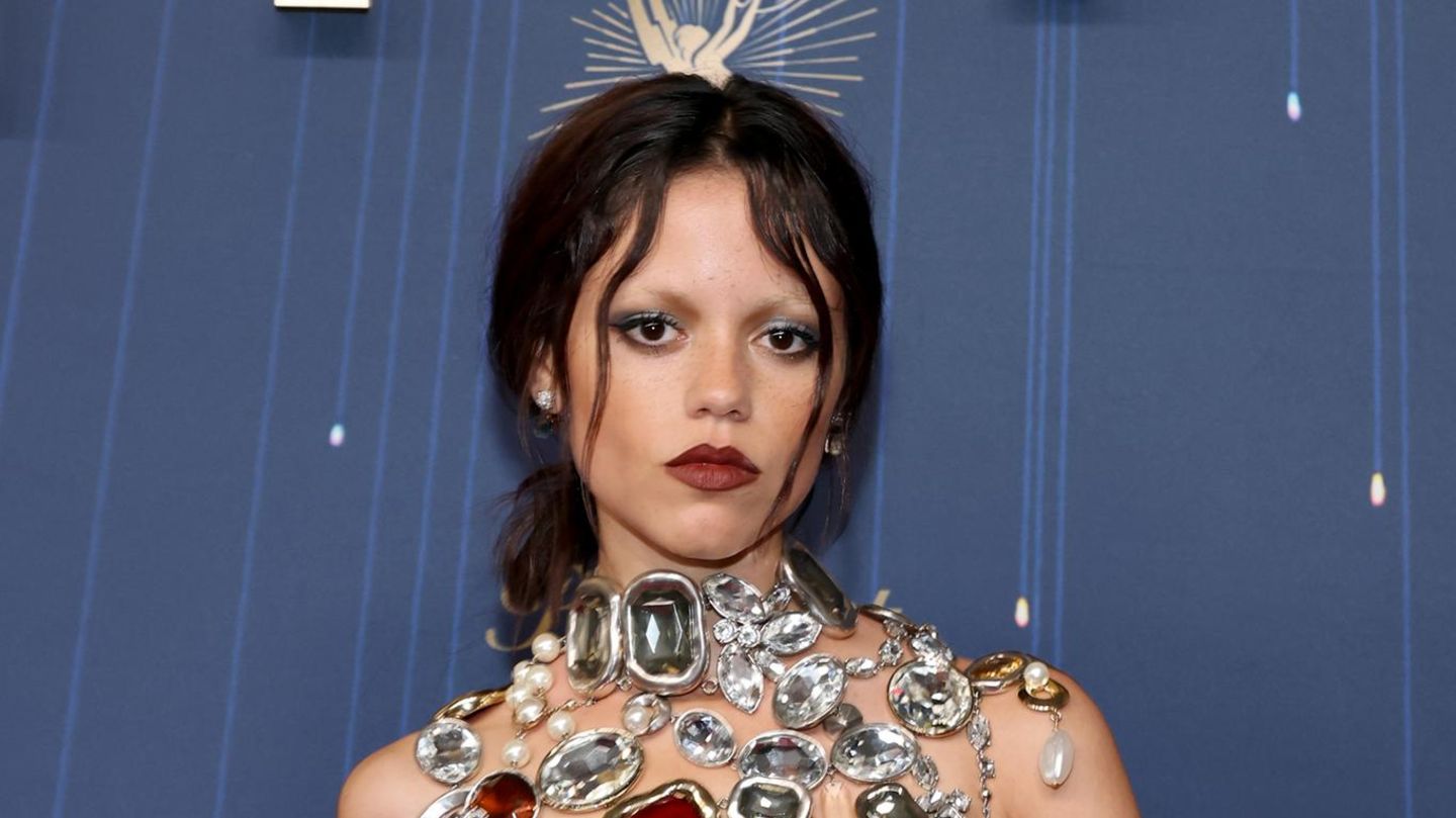 Emmy-Awards-2025-Die-sch-nsten-und-aufregendsten-Looks-der-Preisverleihung