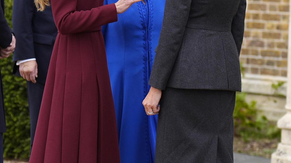 Kate und Königin Camilla scheinen sich mit Melania zu amüsieren.