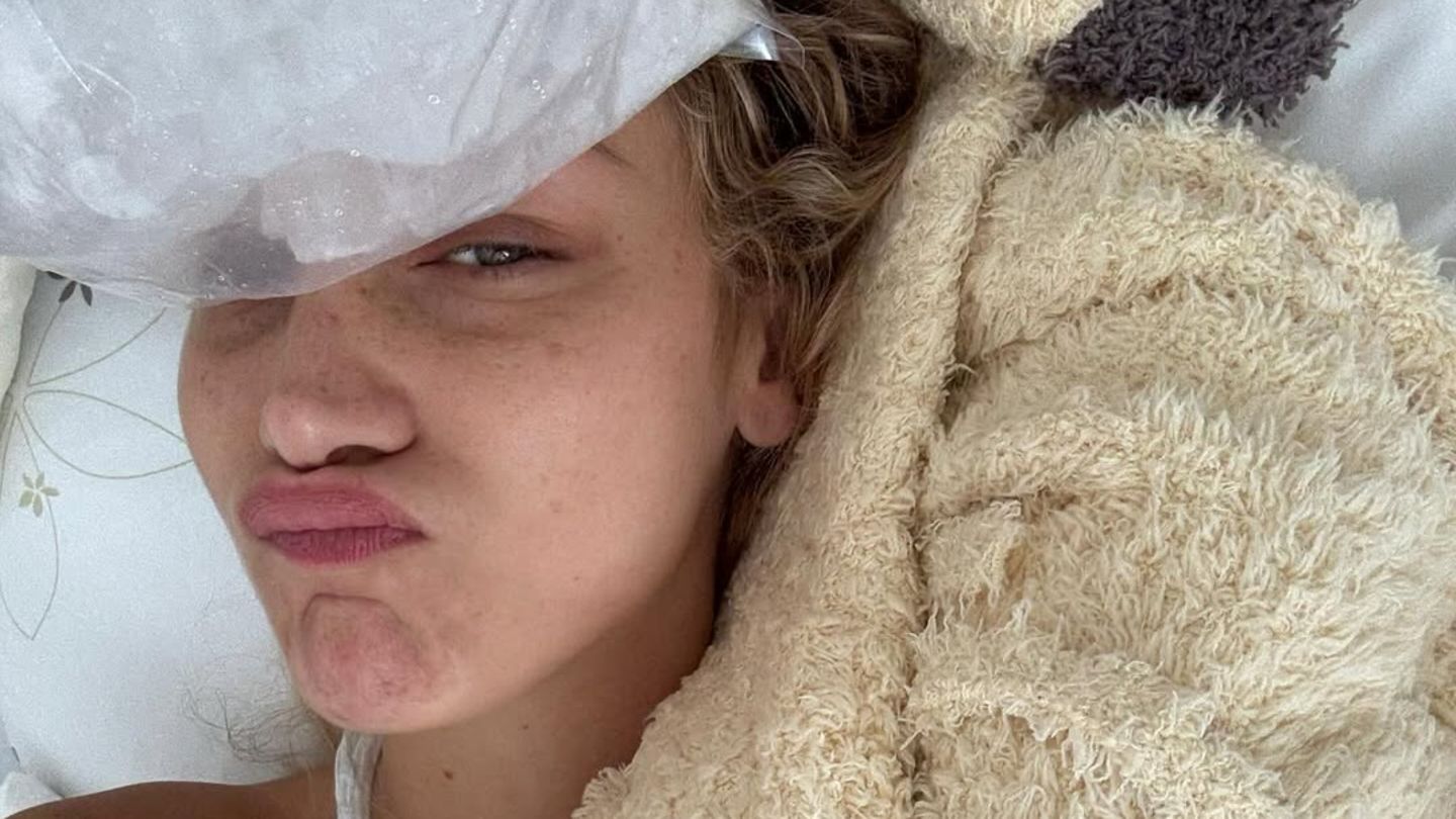 Bella Hadid: Bella Hadid teilt alarmierende Krankenhaus-Fotos