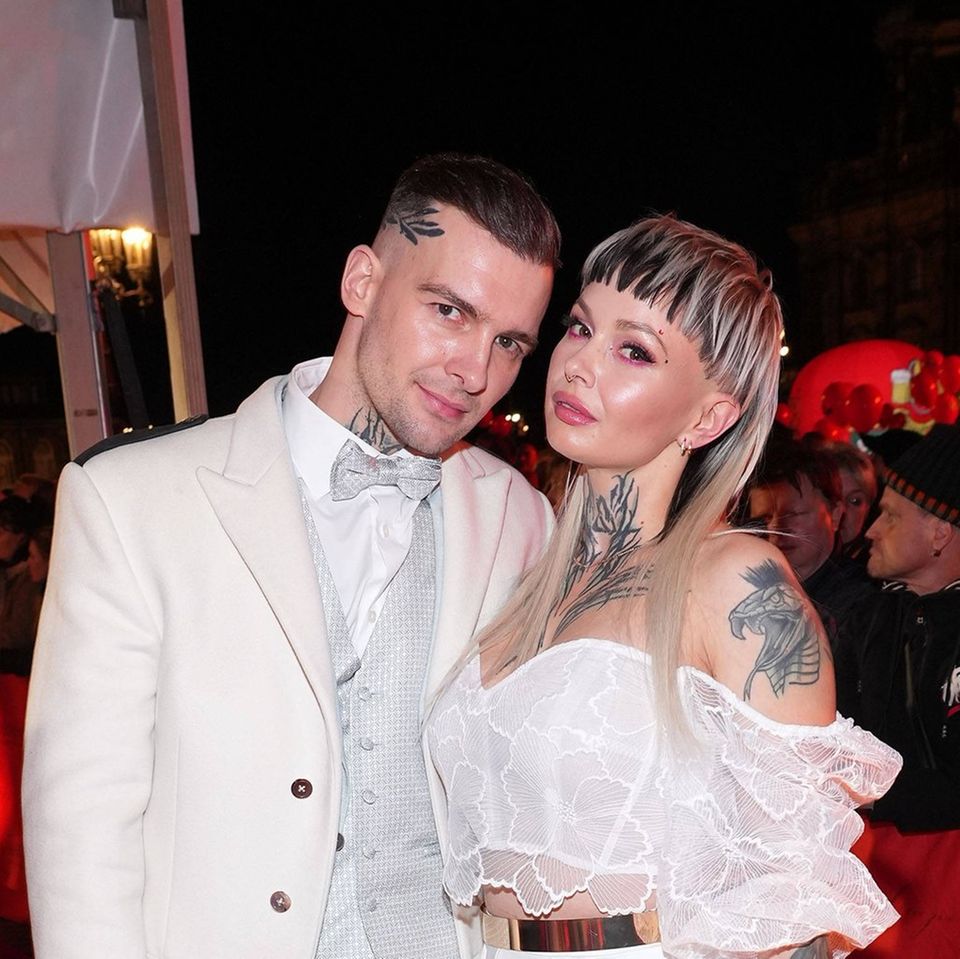 Anna Maria Mühe und Lucas Gregorowicz: Romantische Hochzeitsfeier in ...