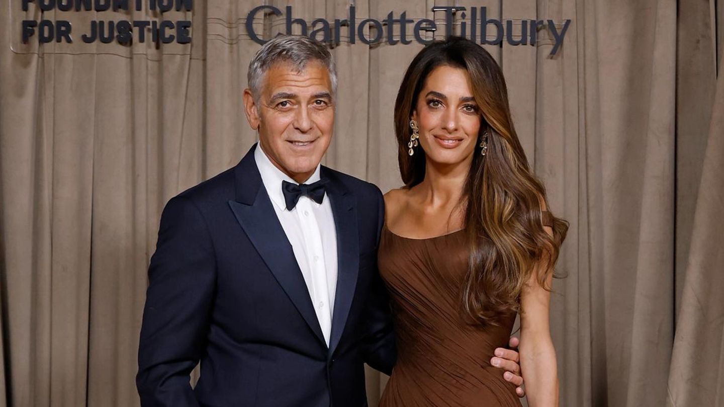 Red-Carpet-Style-2025-Dann-erscheint-die-Hollywood-Elite-in-Glitzer-Fummeln