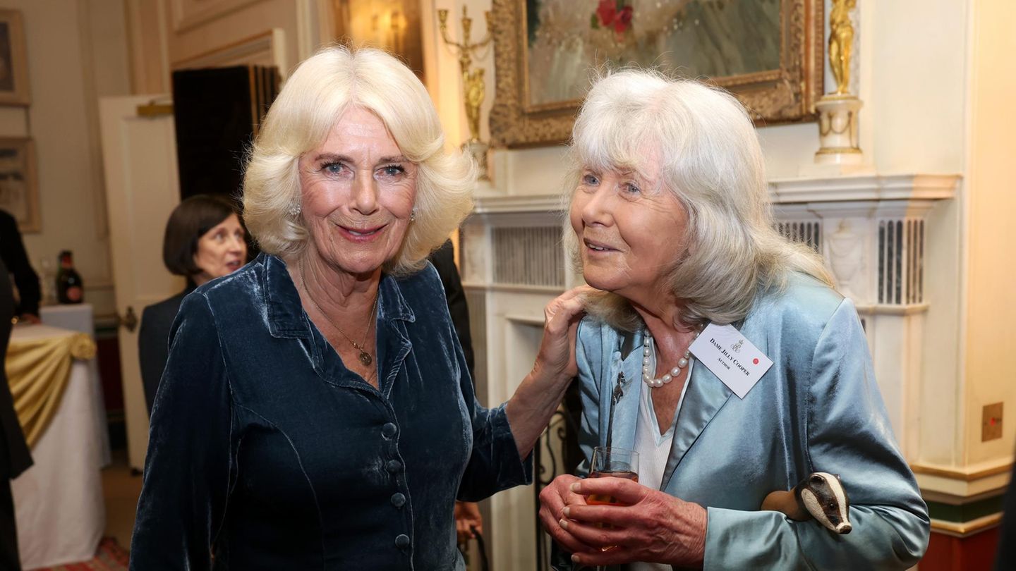 K-nigin-Camilla-trauert-Star-Autorin-und-Freundin-Jilly-Cooper-ist-tot