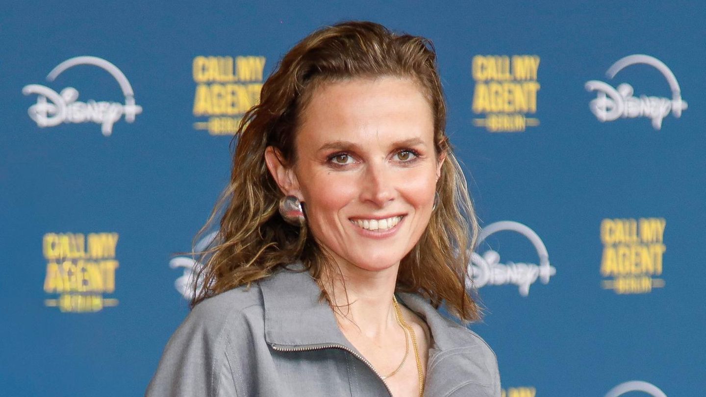 Karin-Hanczewski-Der-Call-My-Agent-Star-spricht-ber-Beziehung-zu-einer-Frau