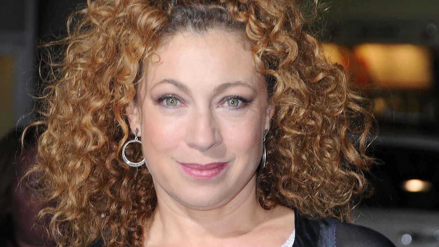 Alex-Kingston-Serienstar-Alex-Kingston-macht-Krebskampf-ffentlich
