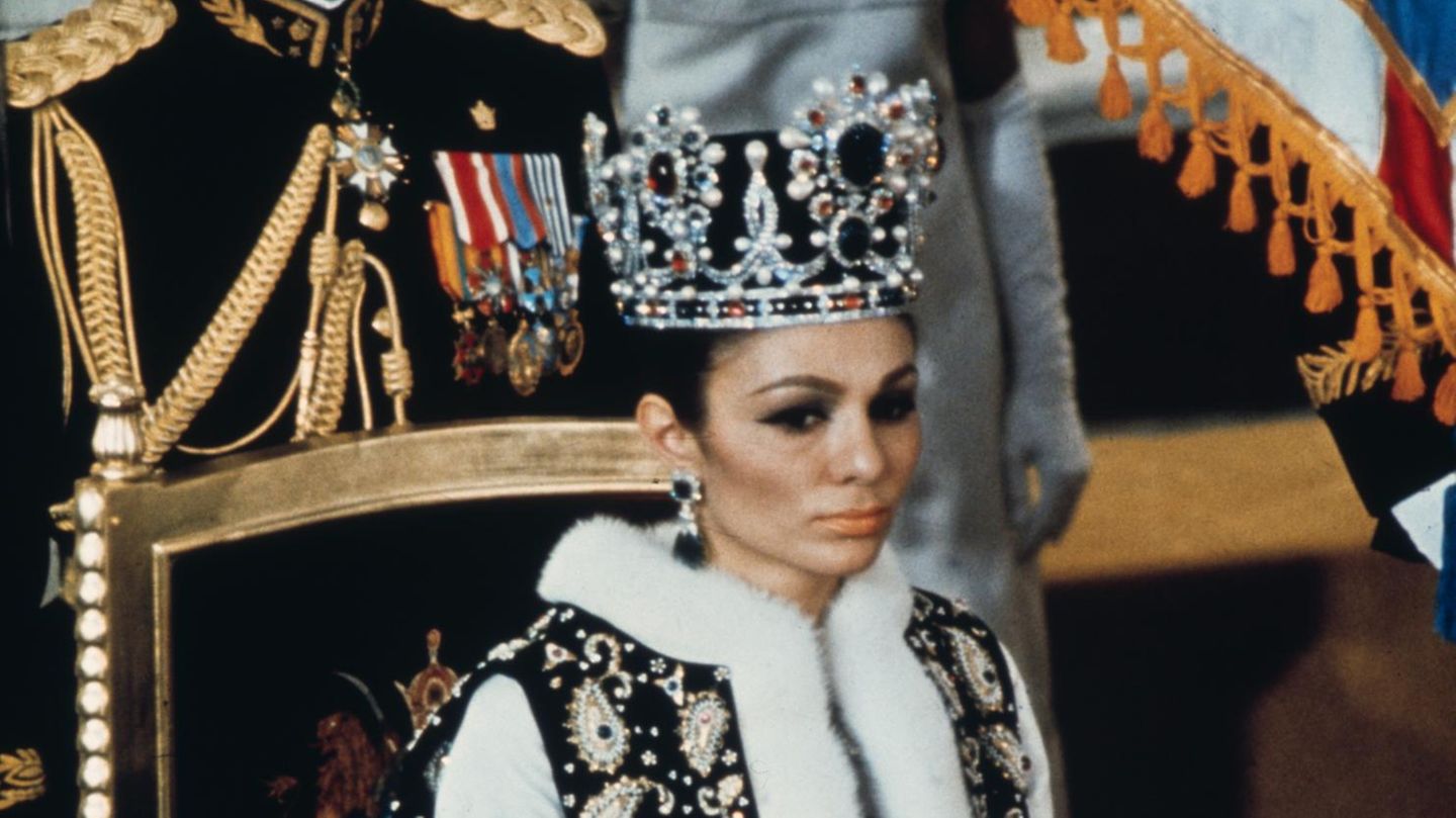 Juwelen-aus-1001-Nacht-Warum-1469-Diamanten-nur-ein-Mal-getragen-und-dann-f-r-immer-weggesperrt-wurden