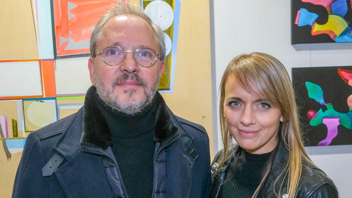 -Wer-stiehlt-mir-die-Show-Olli-Dittrich-liebt-diese-mehr-als-20-Jahre-j-ngere-Frau