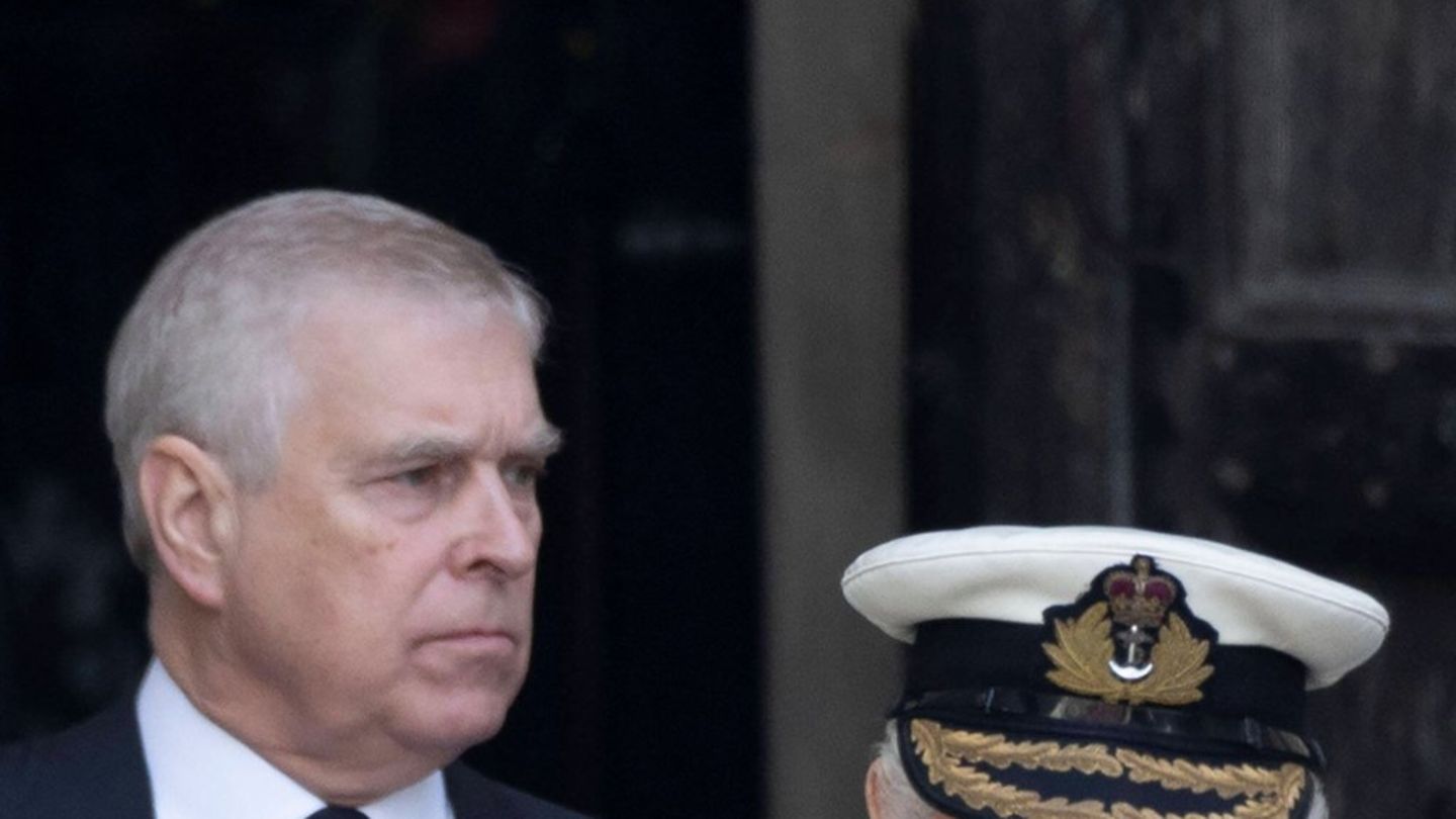 K-nig-Charles-III-Er-entzieht-Andrew-Prinzentitel