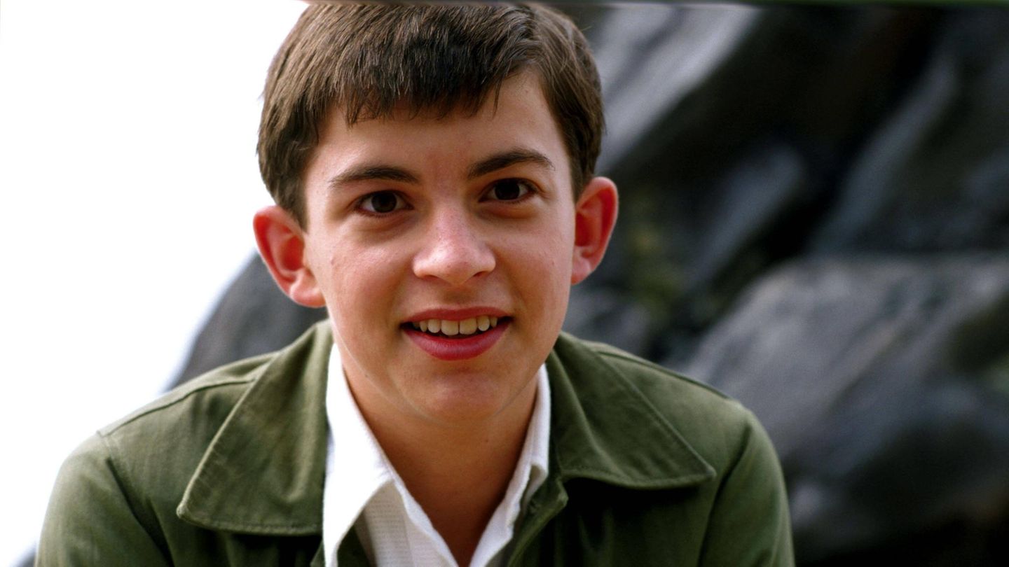 Vom-s-en-Softie-zum-Sexiest-Man-Alive-Das-ist-der-Beautywandel-von-Jonathan-Bailey