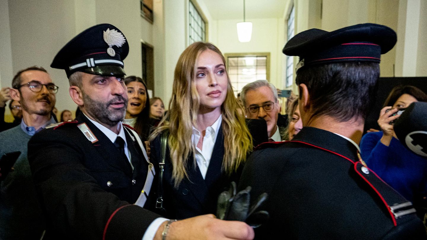 Chiara-Ferragni-Erster-Auftritt-von-Chiara-Ferragni-im-Betrugsverfahren-in-Mailand