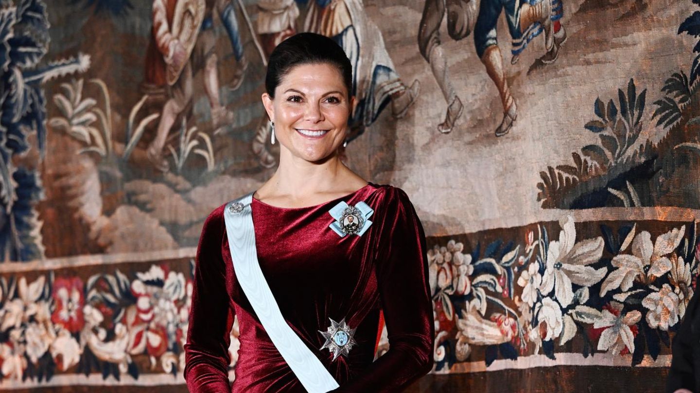 royale-fashion-looks-mit-diesem-look-sorgt-sie-jetzt-schon-f-r-weihnachtsstimmung