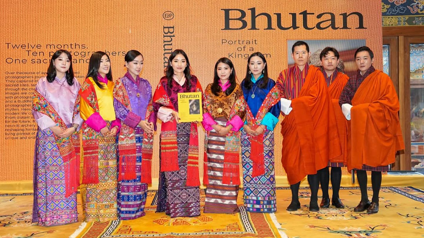 K-nigshaus-Bhutan-Die-Sch-nheit-ihres-K-nigreichs-gibt-es-bald-auch-im-Buchhandel