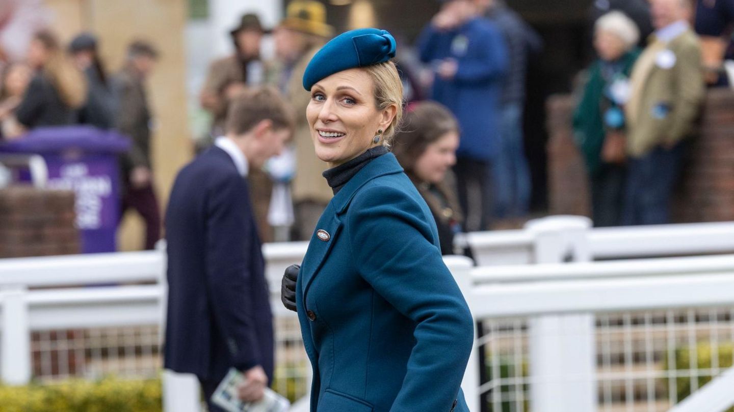 Royale-Looks-Zara-Tindall-gibt-beim-Pferderennen-den-stilvollen-Startschuss
