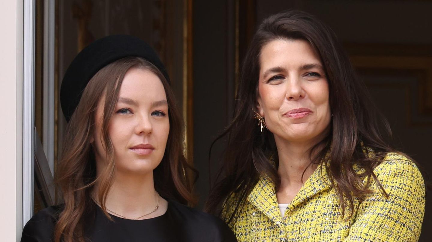 alexandra-von-hannover-co-ihr-outfit-am-nationalfeiertag-kommt-im-netz-gar-nicht-gut-weg