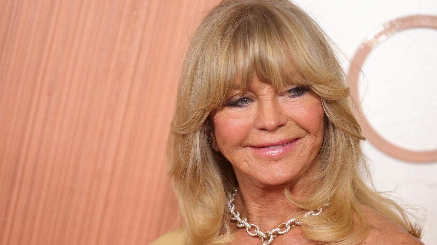 stars-im-beautywandel-ja-das-ist-sie-so-sah-goldie-hawn-in-ihren-20ern-aus