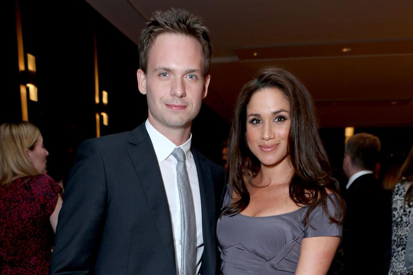 Herzogin Meghan: TV-Ehemann Patrick J. Adams verrät Babygeschlecht ...