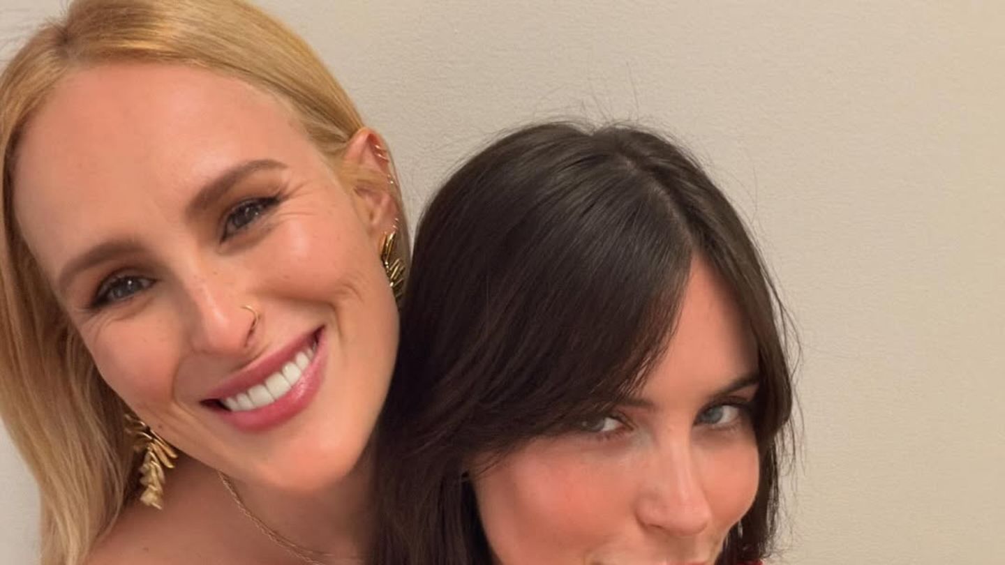 Bruce-Willis-seine-T-chter-An-der-Seite-von-Schwester-Scout-l-utet-sie-eine-neue-ra-ein