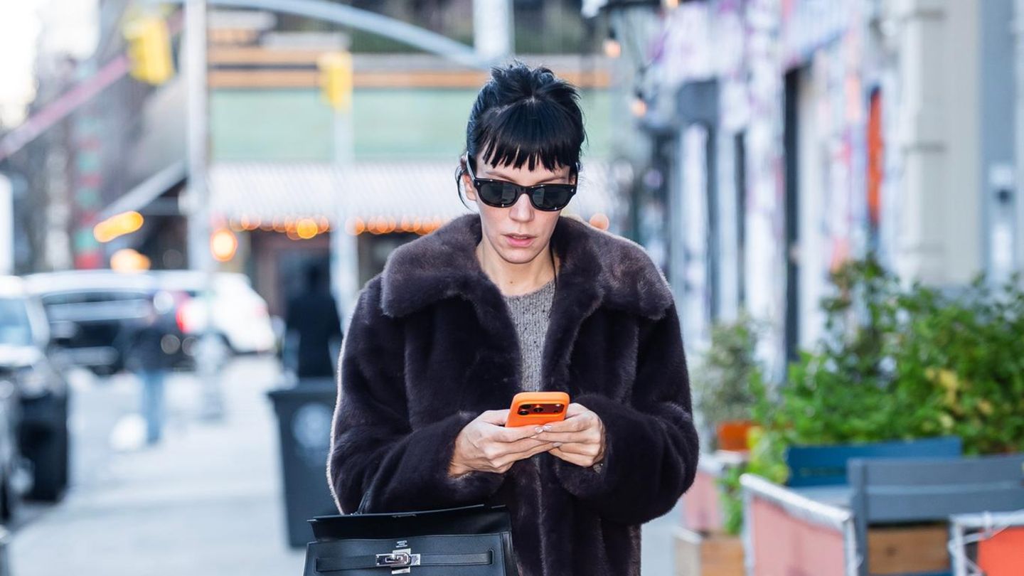 Accessoires-mit-Glam-Faktor-Hier-macht-Lily-Allen-auch-wieder-modisch-von-sich-reden