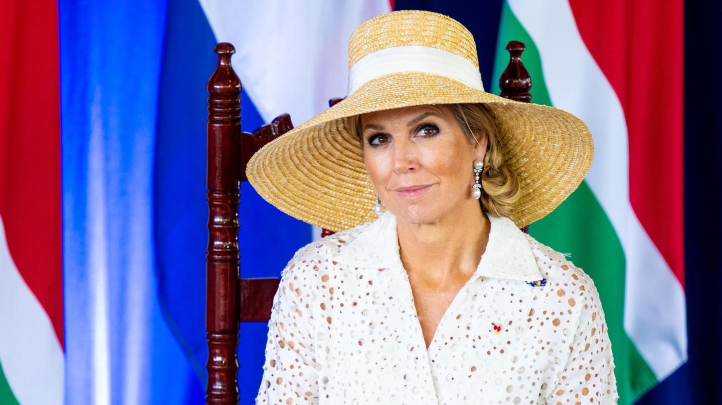 K-nigin-M-xima-Style-Queen-M-xima-sticht-in-Wei-deutlich-hervor