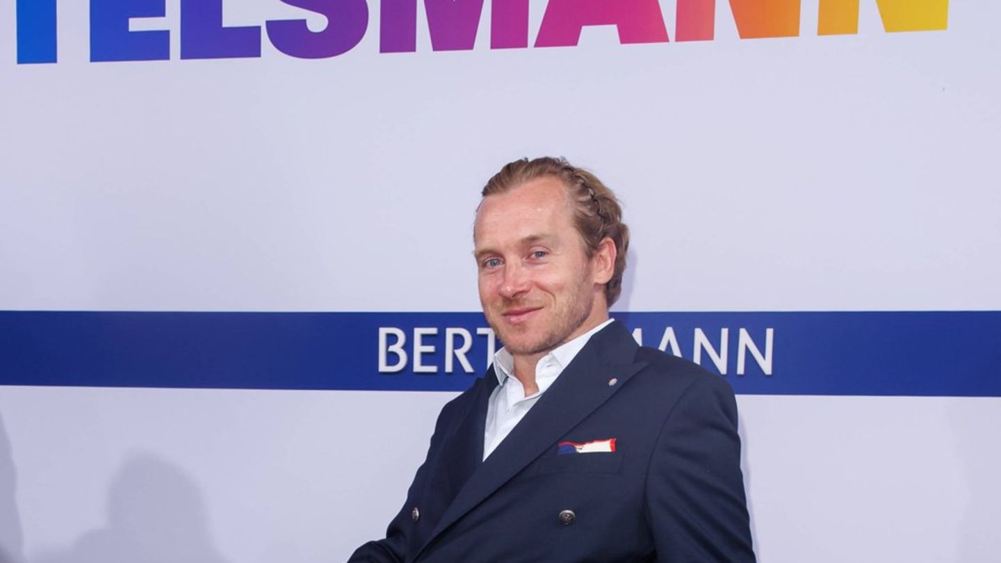 Samuel-Koch-Nasenbruch-nach-Unfall-in-der-Dusche