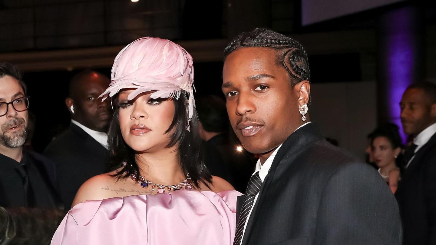 Rihanna-Rihannas-volumin-ser-Look-kommt-nicht-bei-allen-gut-an