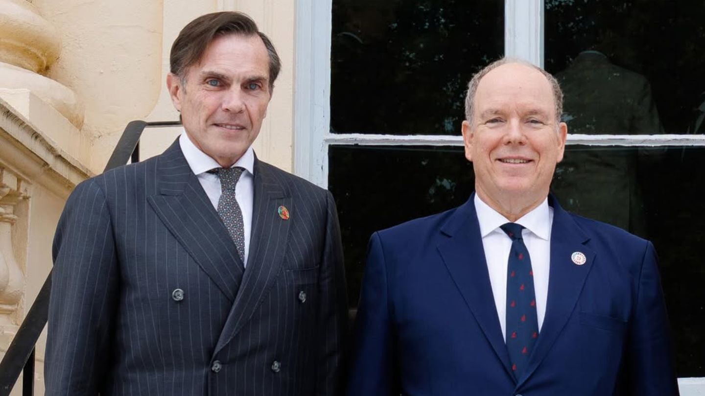 F-rst-Albert-vertraut-ihm-So-tickt-Prinz-Charles-Philippe-d-Orl-ans