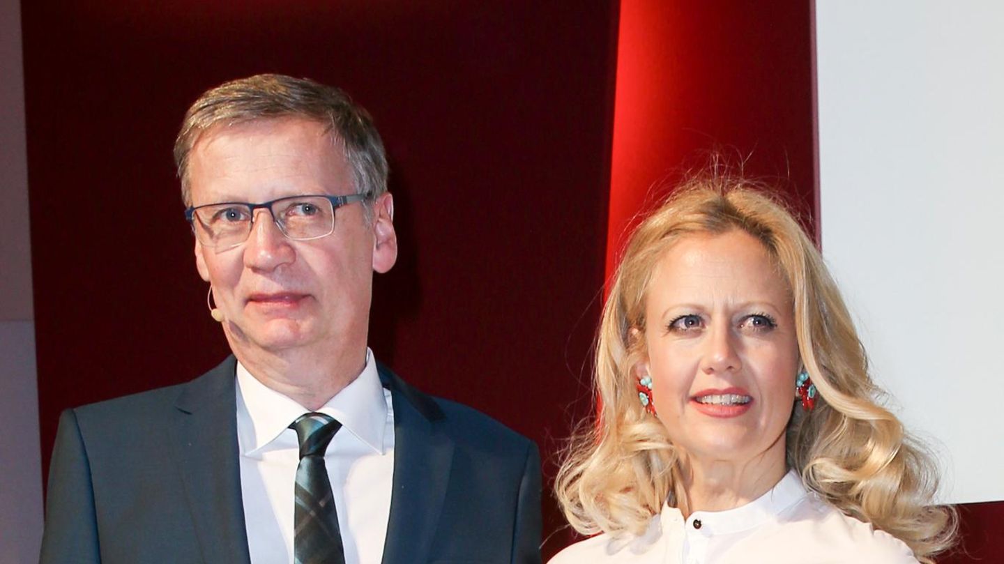 -Denn-sie-wissen-nicht-was-passiert-Nach-Thomas-Gottschalk-h-ren-nun-auch-Jauch-und-Sch-neberger-auf