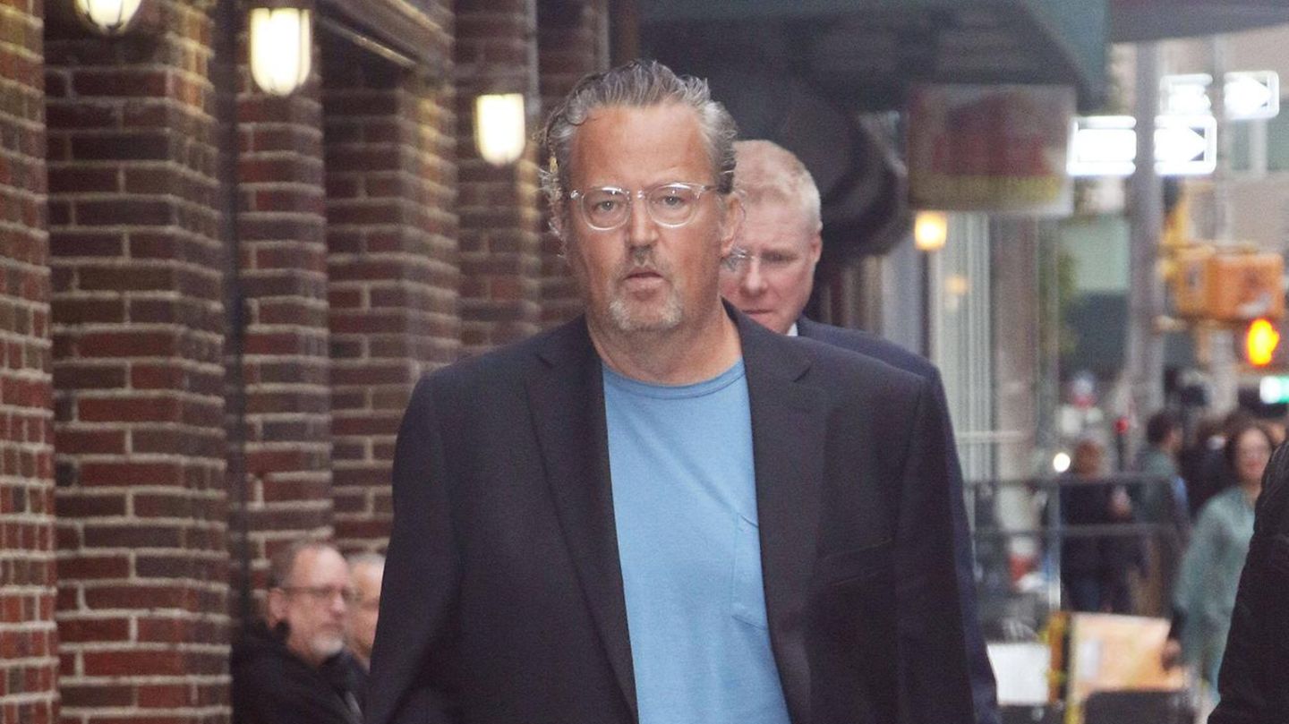Matthew-Perry-Matthew-Perrys-Arzt-wurde-zu-30-Monaten-Haft-verurteilt