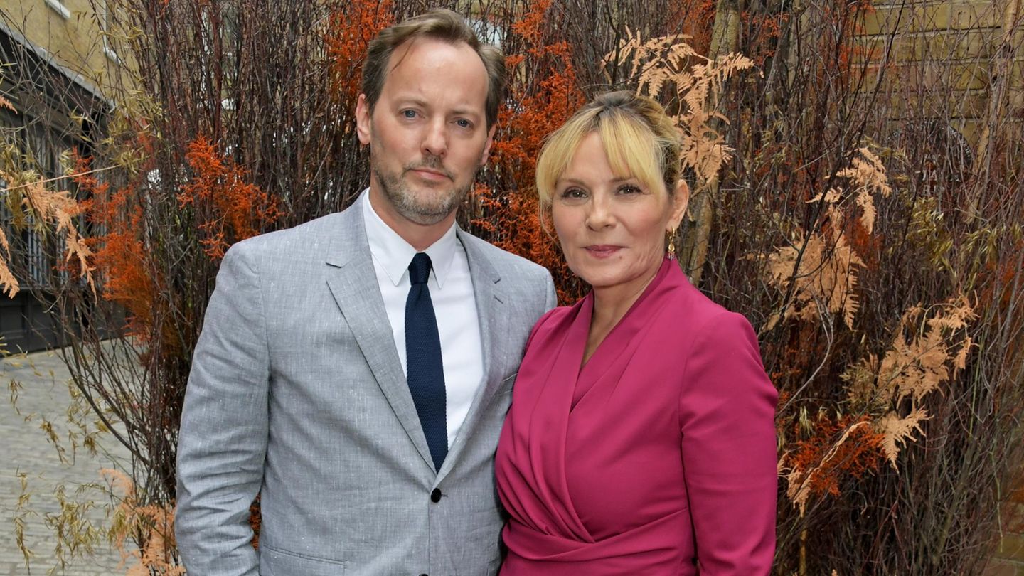 Kim-Cattrall-So-sagten-Kim-Cattralls-und-Russell-Thomas-Ja-zueinander