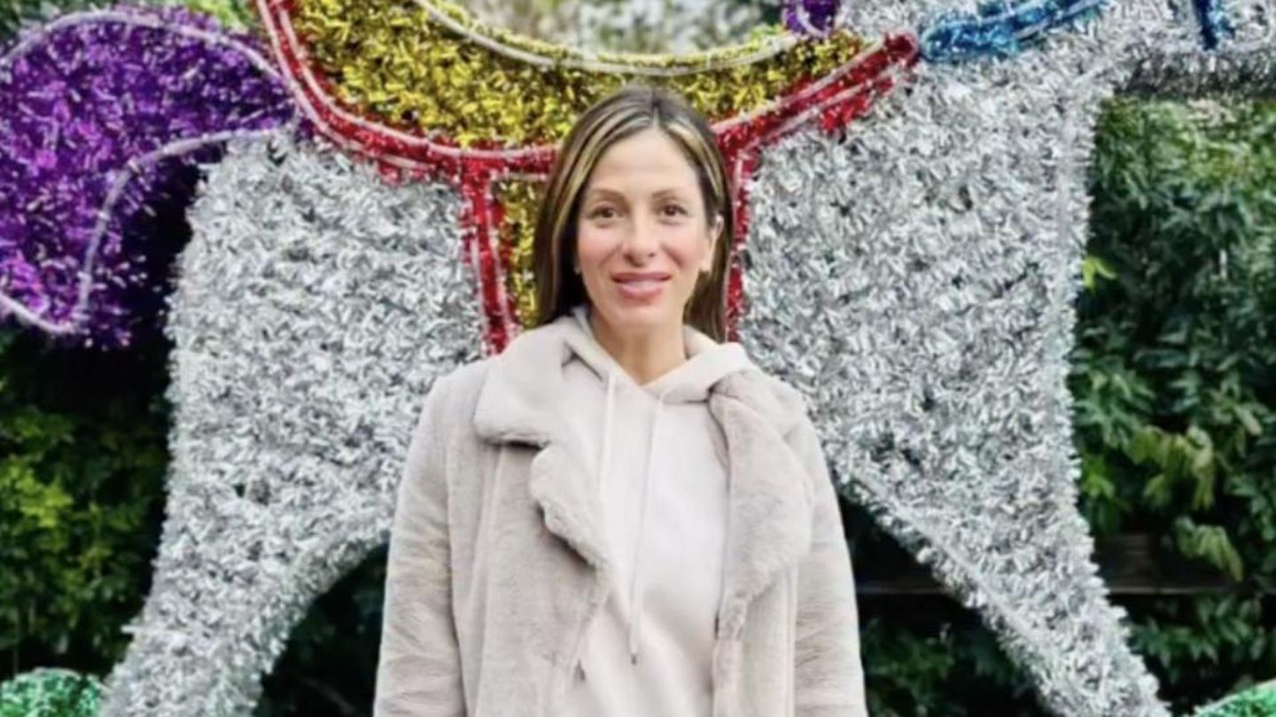 G-lcan-Kamps-Reaktion-ihres-Kindes-auf-Nachwuchs-macht-G-lcan-Kamps-sprachlos