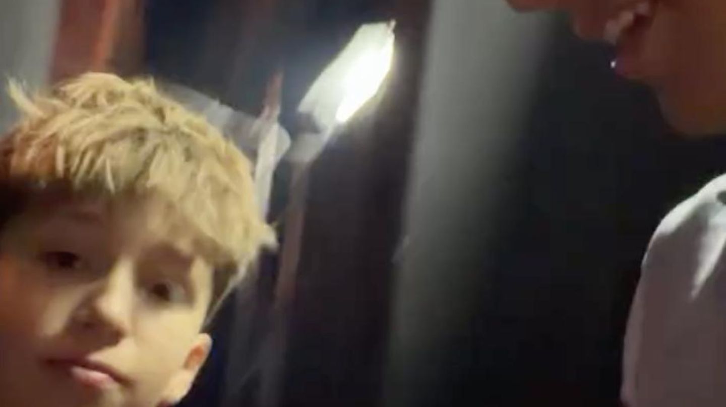 San-Diego-Pooth-San-Diego-Pooth-teilt-Backstage-Aufnahme-mit-Bruder-Rocco