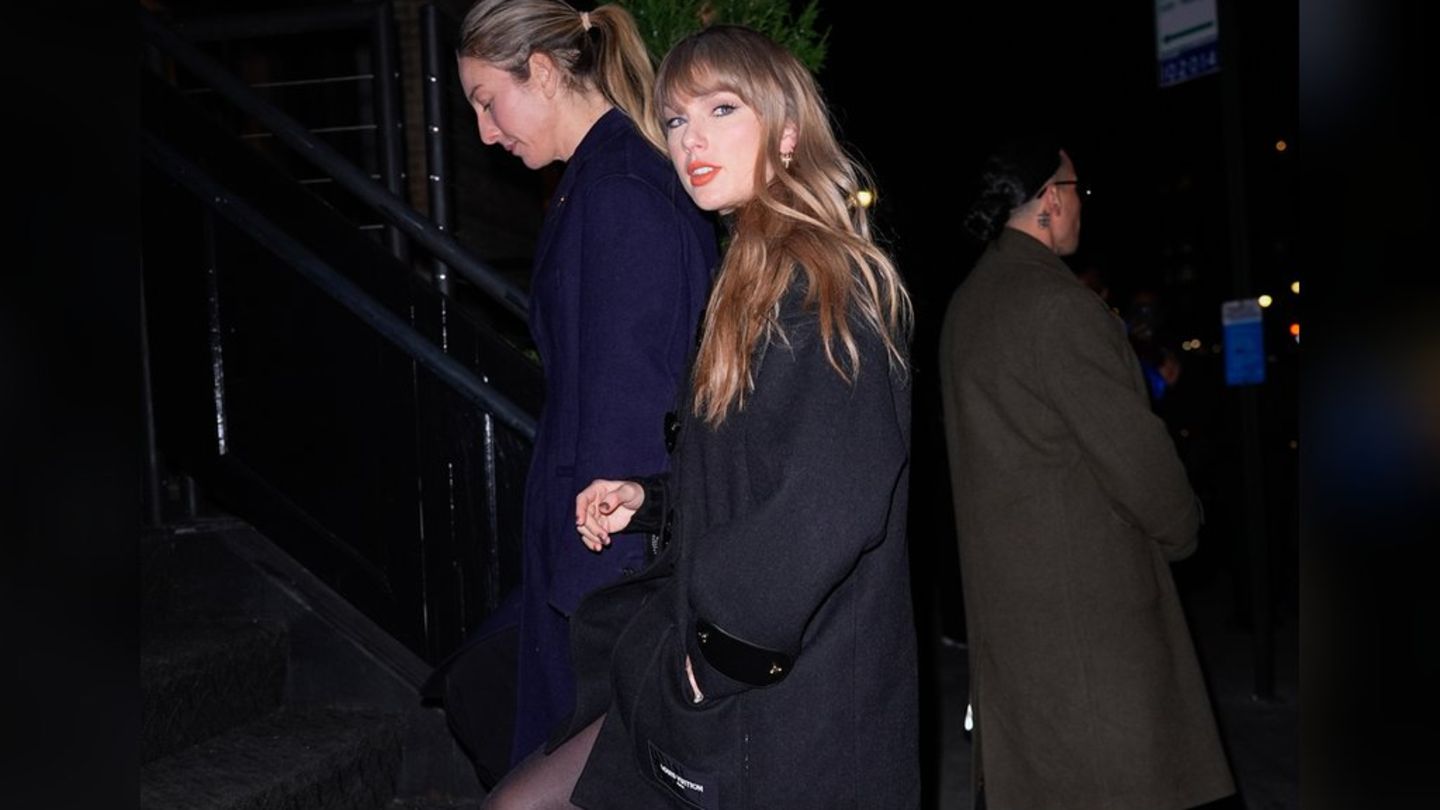 Taylor-Swift-Sie-zeigt-sich-in-Luxus-Outfit-in-New-York