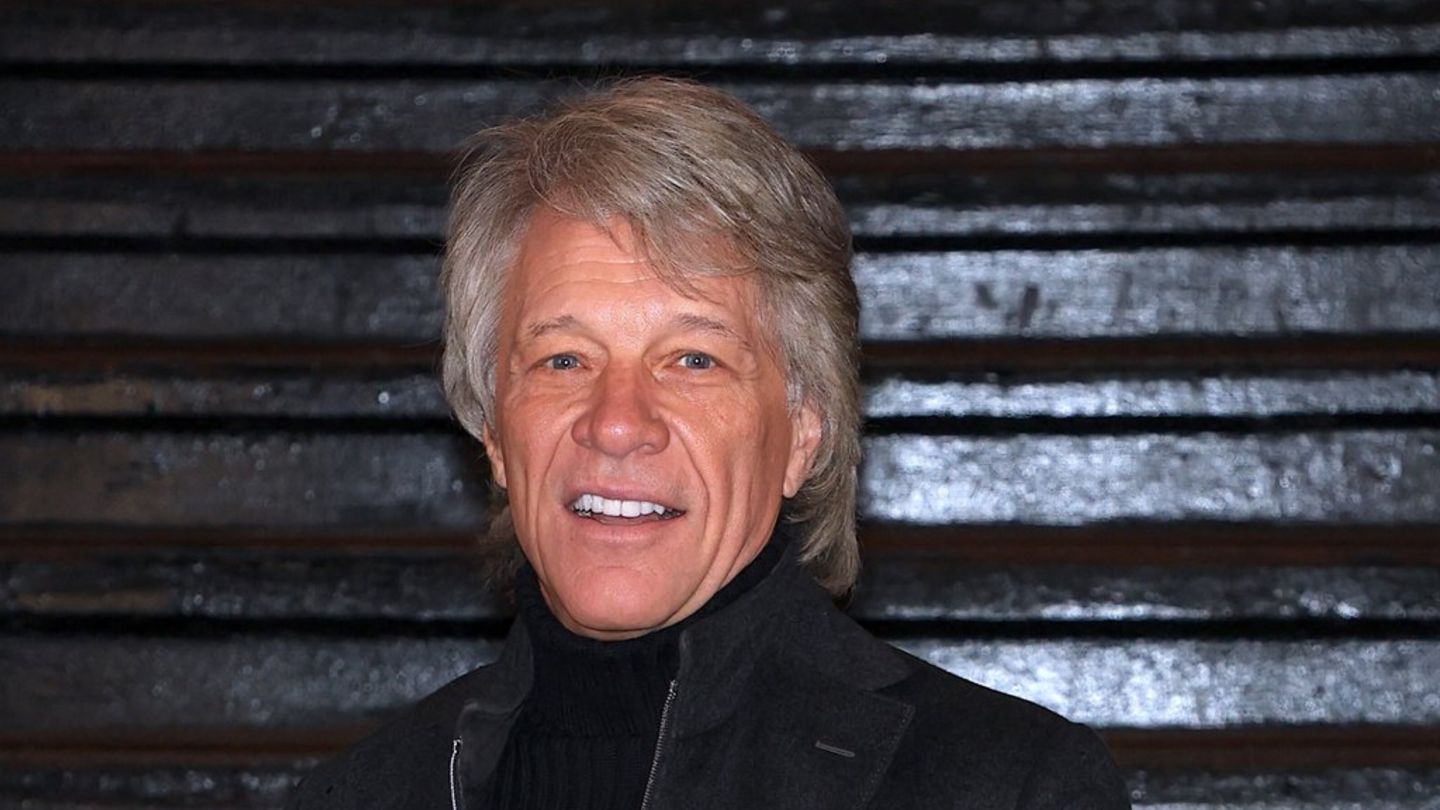 Jon-Bon-Jovi-Er-sang-anfangs-f-r-nur-180-US-Dollar