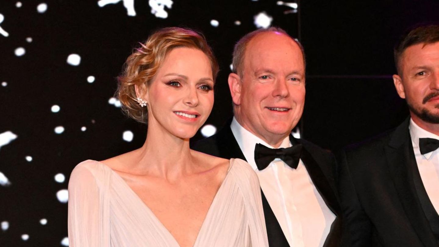 F-rstin-Charl-ne-Von-wegen-Eisprinzessin-Hier-strahlt-sie-sch-ner-als-jeder-Engel