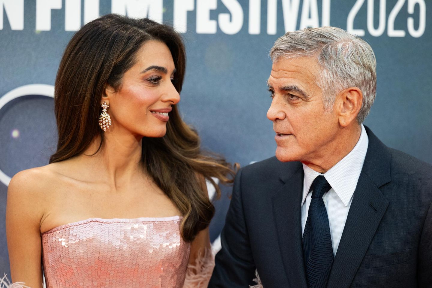 George Clooney macht Schluss mit Kuss-Szenen – wegen Amal? | GALA.de