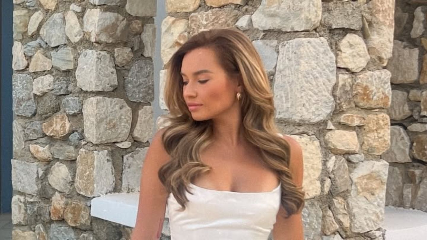 Karina-Wagner-Reality-Star-hat-Ja-gesagt-Das-macht-ihren-Brautlook-so-besonders