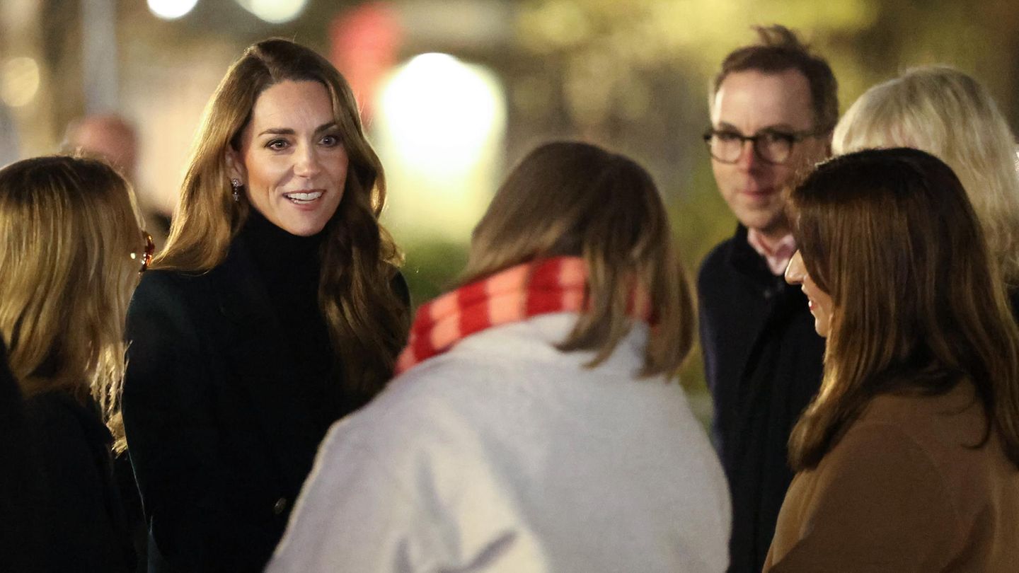 Princess-of-Wales-Kate-gedenkt-verstorbenen-Krebs-Patienten-mit-handschriftlicher-Notiz