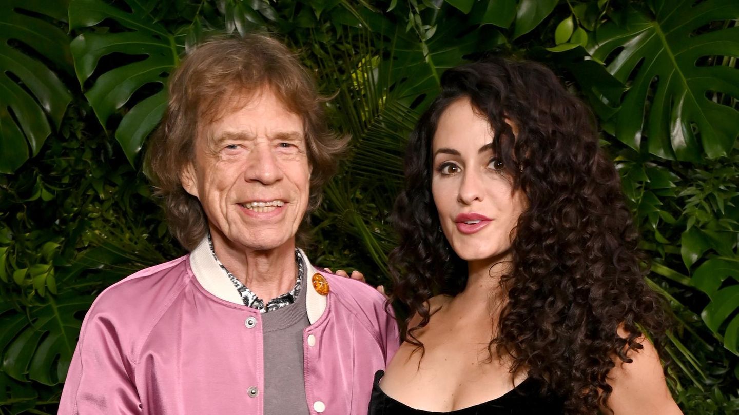 Mick-Jagger-Mick-Jagger-feiert-Weihnachtsparty-mit-Verlobter-und-Ex-Jerry-Hall