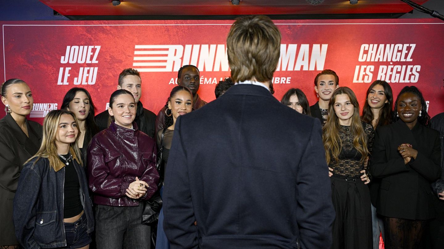 Glen-Powell-Michelle-Randolph-Red-Carpet-Deb-t-Schauspielstar-sorgt-f-r-Liebesger-chte