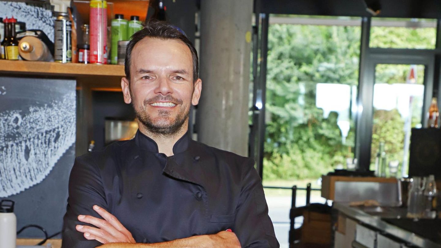 Steffen-Henssler-Sein-Tipp-f-r-die-perfekte-Weihnachtsente-gelingt-garantiert