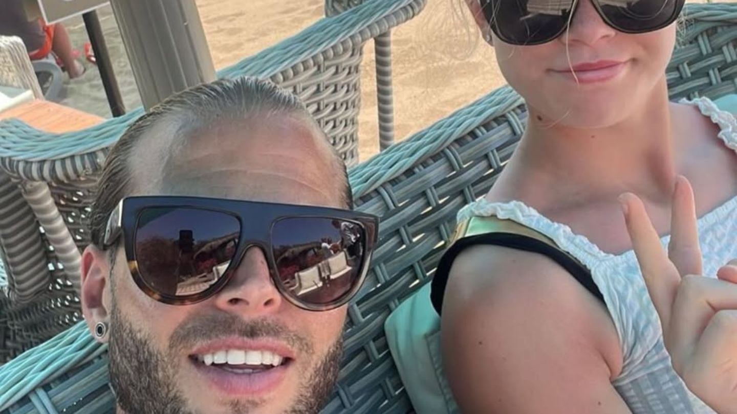 Dennis-Diekmeier-Geburtstagsbrief-an-krebskranke-Tochter-Delani-r-hrt-zu-Tr-nen