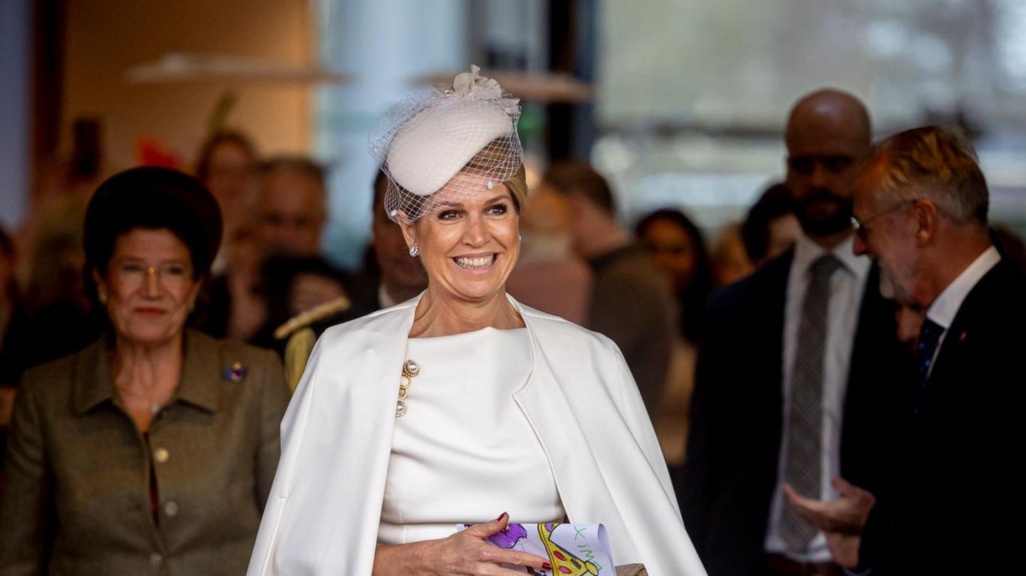 Königin Máxima : Königin Máxima lässt ihre Fans von erneuter Hochzeit träumen