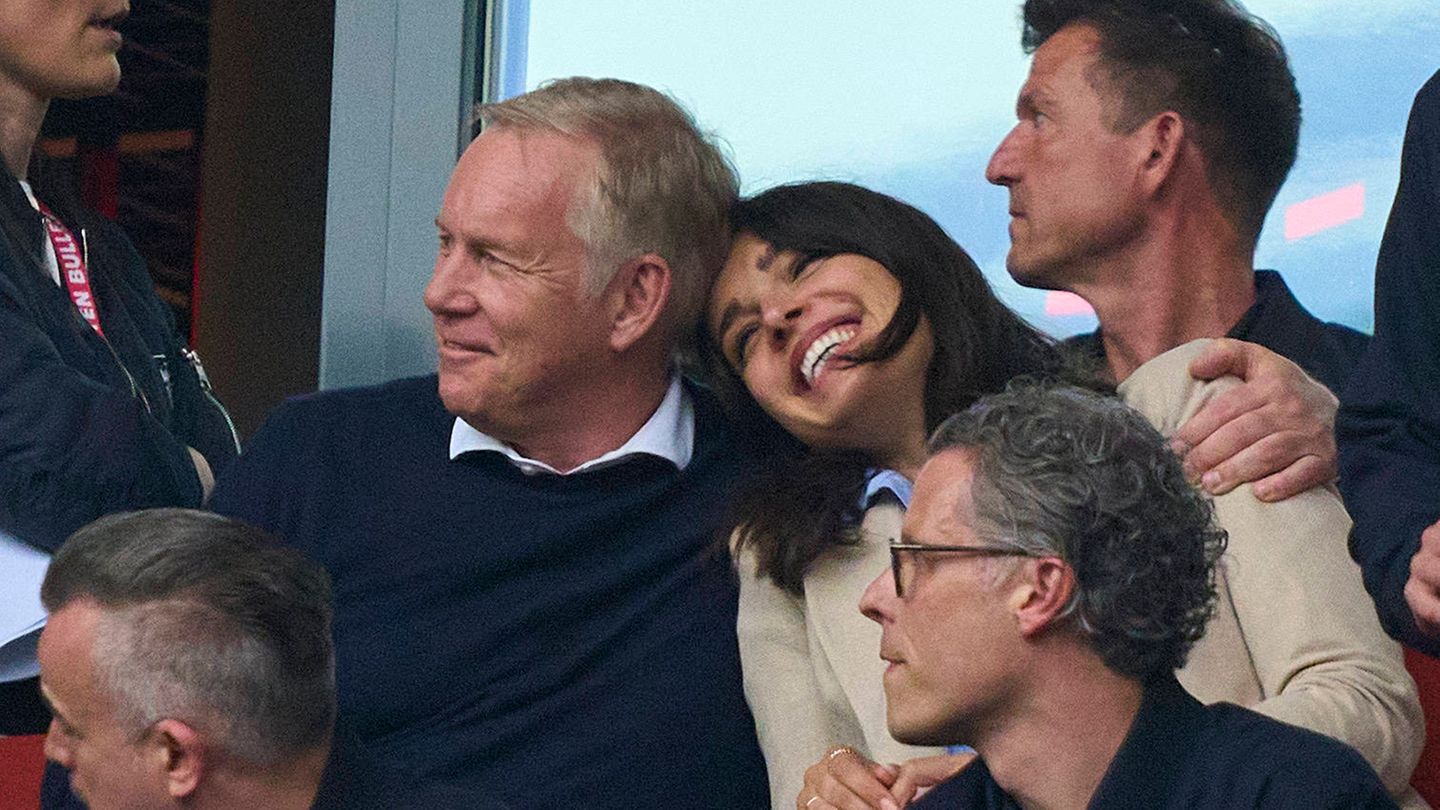 Johannes-B-Kerner-Johannes-B-Kerner-ber-Weihnachten-mit-seiner-Gro-familie