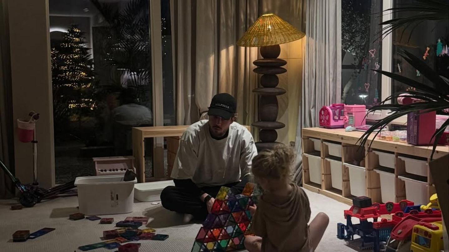 Interior-Design-Romee-Strijd-verwandelt-Luxusloft-in-Spielwiese