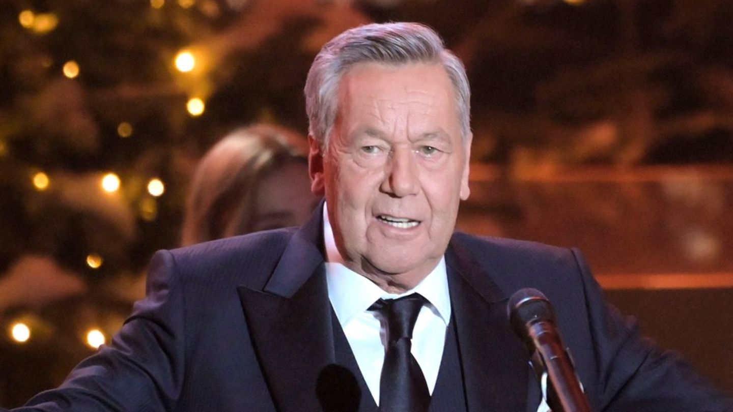 Promi-Umfrage-Wie-die-Stars-Weihnachten-feiern