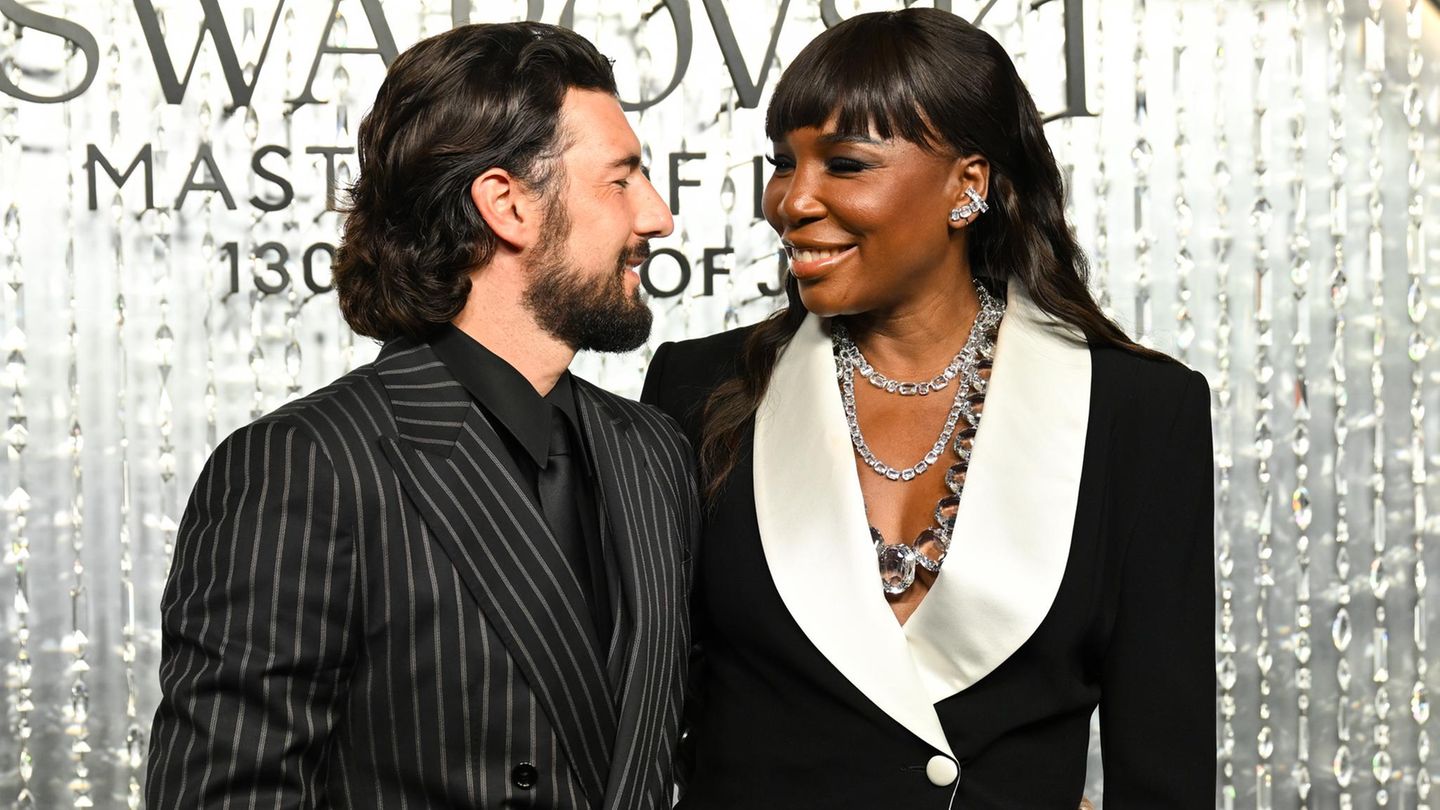 Venus-Williams-hat-geheiratet-W-hrend-ihrer-Hochzeitswoche-trug-die-Tennisspielerin-ein-Dutzend-Kleider